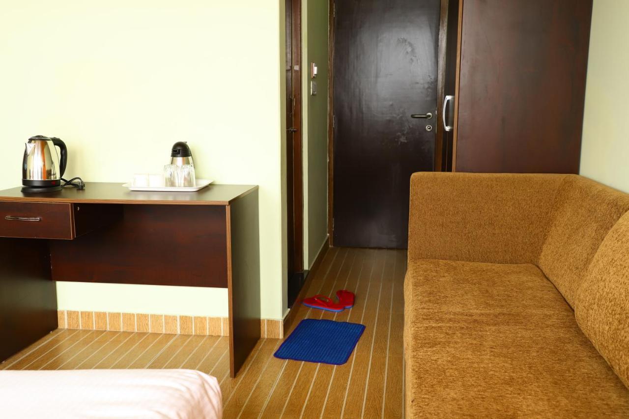 The Cms Group-Hotel Iinorri ガントク エクステリア 写真